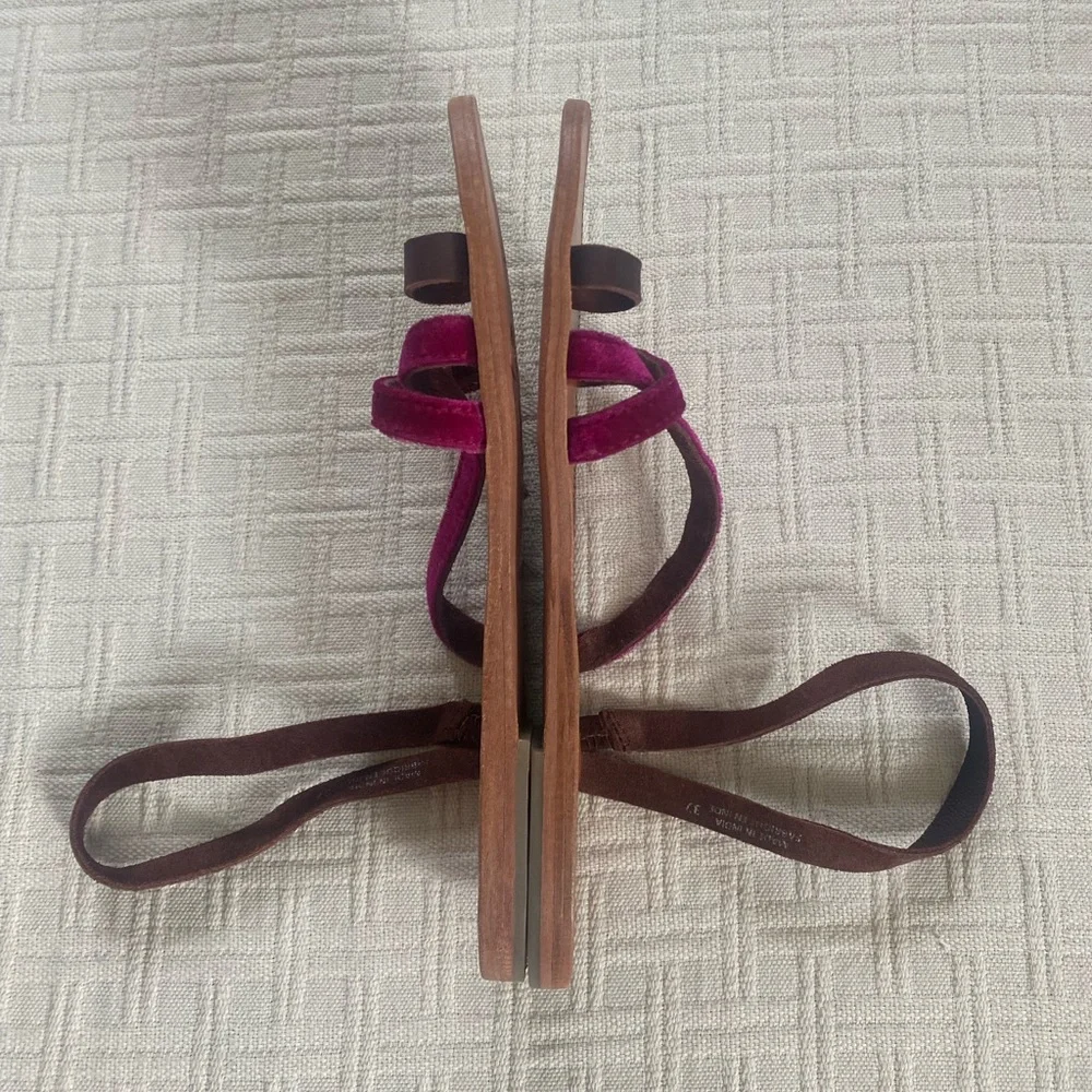 Free people velvet sandals. - Picture 4 of 10